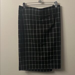 Elle Black and White Grid Pencil Skirt